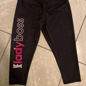 LadyBoss Crop Workout Legging - Medium
